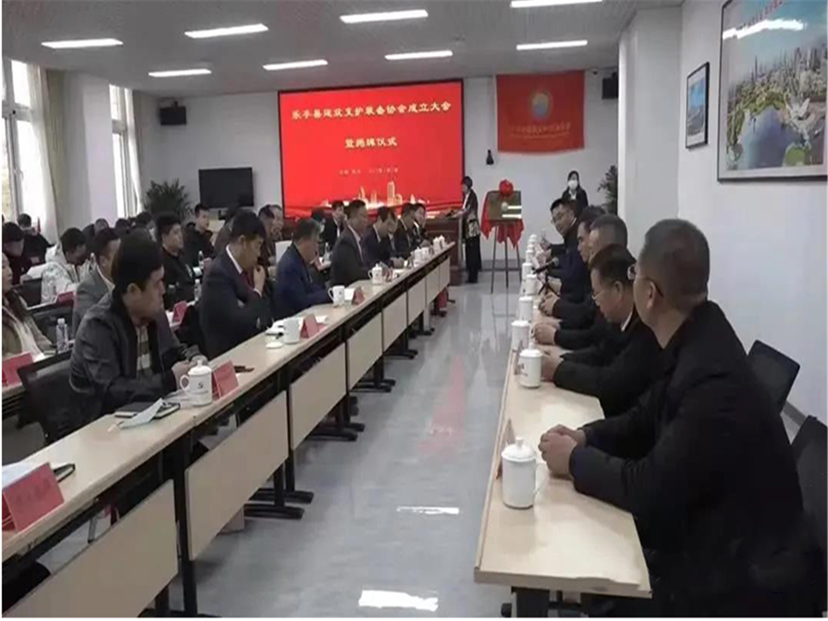 官網圖片.jpg
